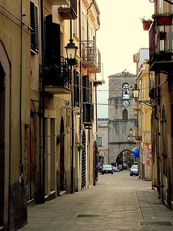 Centro_Storico_1_(Isernia).jpg