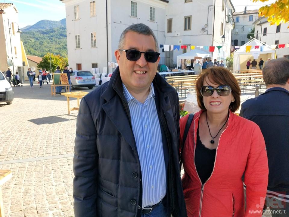 Romagnuolo-e-il-sindaco-gentile-di-Castel-del-Giudice.jpg